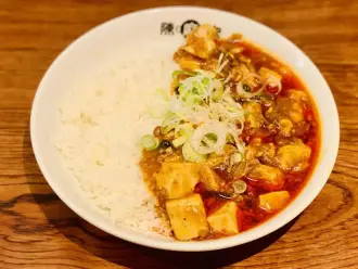 これが1.0KMを狙った「ジャス辛陳麻飯」だ!