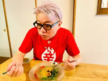 最初は旨さに隠れるが、いやいや、辛さはしっかりと蓄積していく。