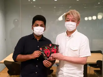 いきなり持っていったカレーを喜んで受け取ってくれたシャランさん。