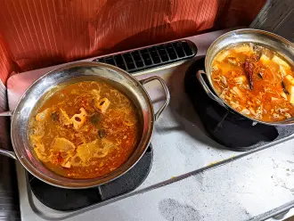 写真左が味の素KK麻辣火鍋