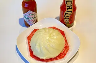 肉まん対決はタバスコ派とチリーズ派に
